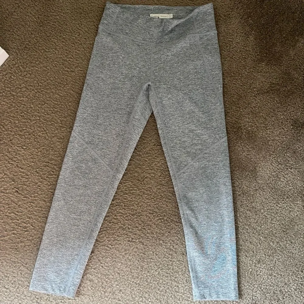 Outdoor Voices Heather Grey Athletic Leggings Size Medium